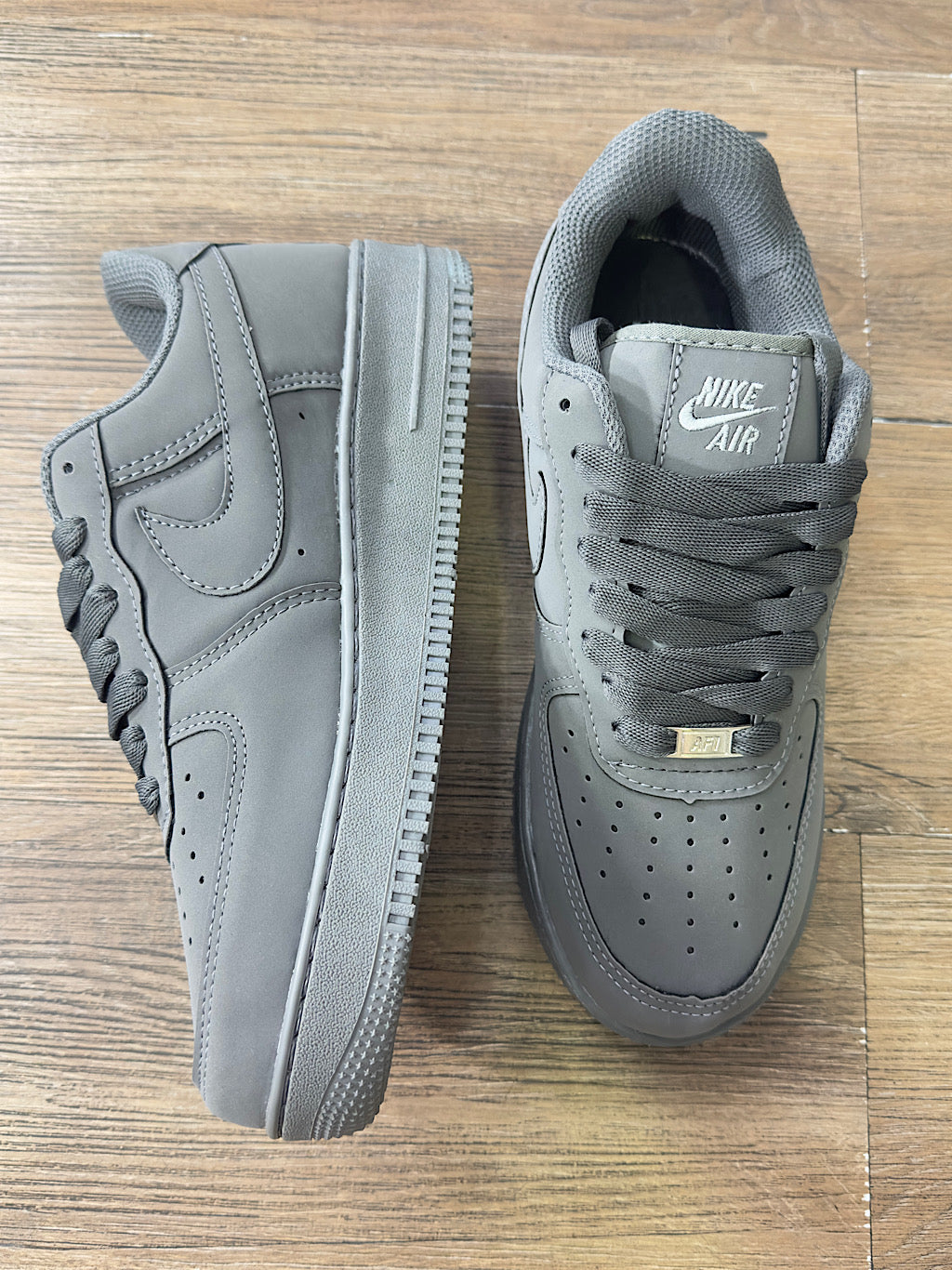 AF1 Fosco Cinza