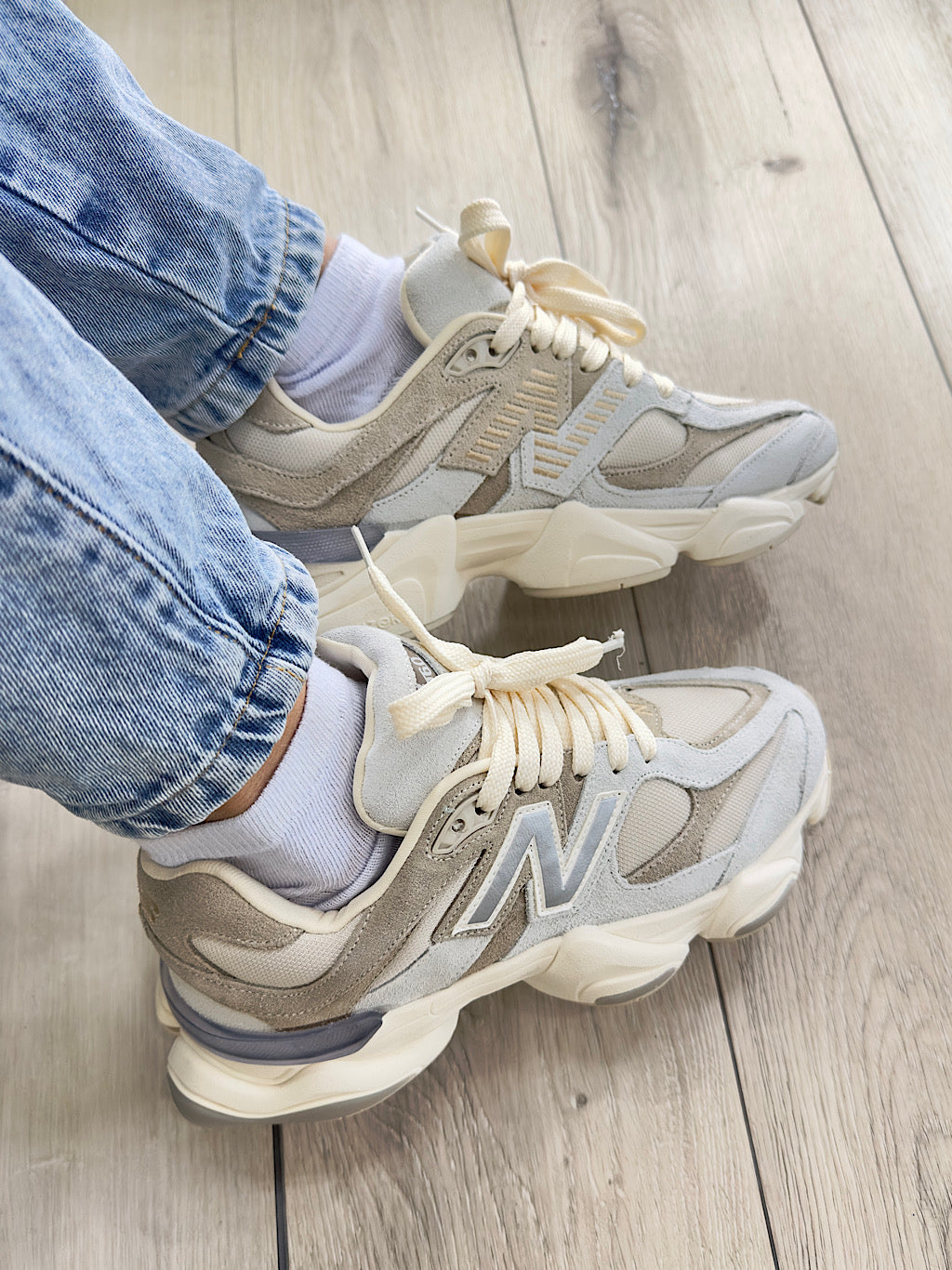 NB9060 Bege