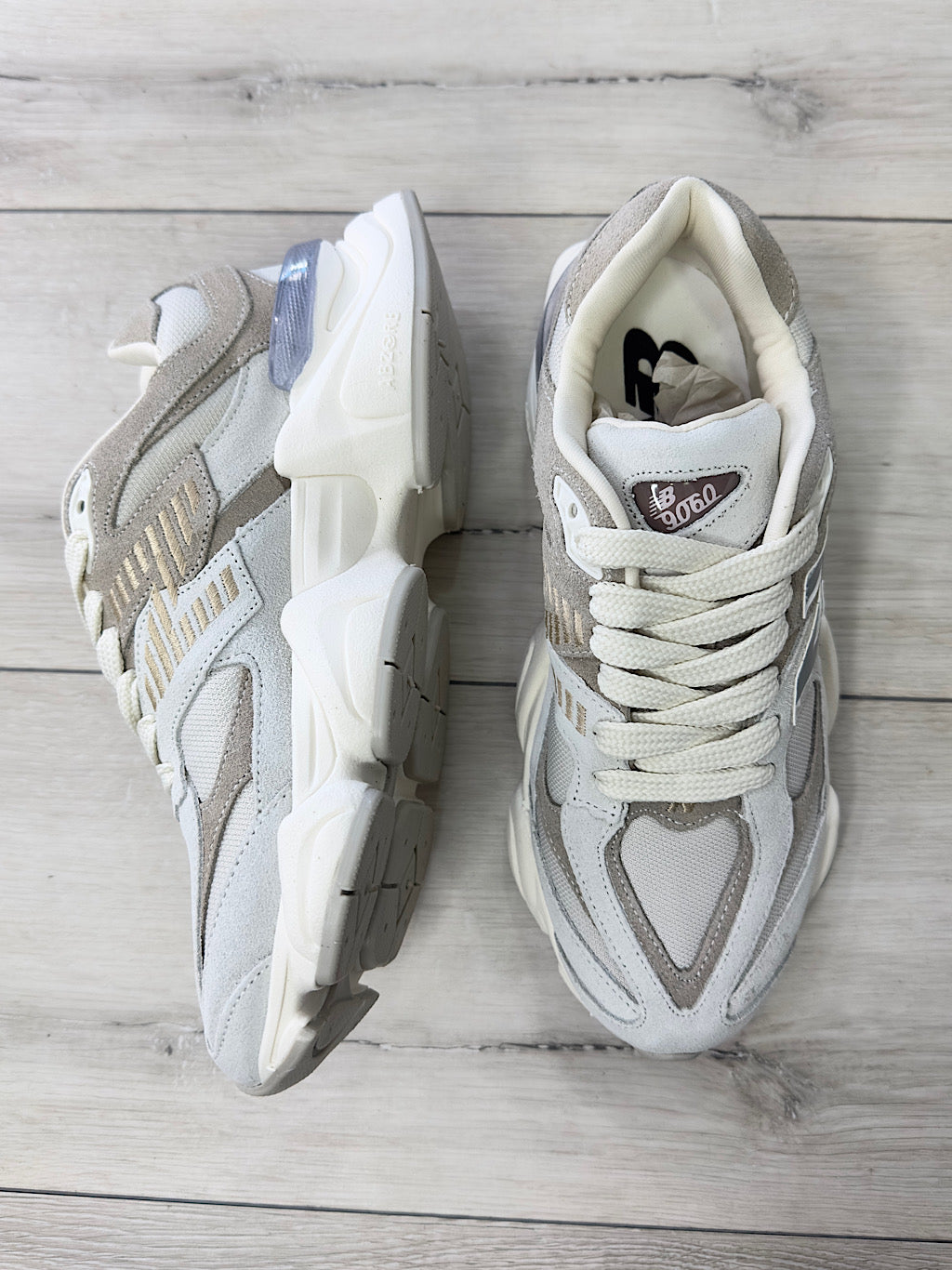 NB9060 Bege