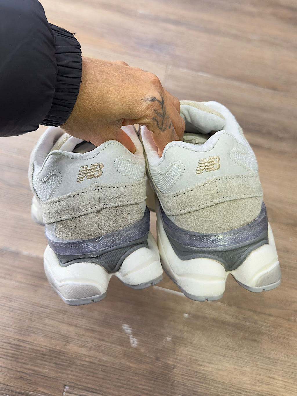 NB9060 Cinza/Nude