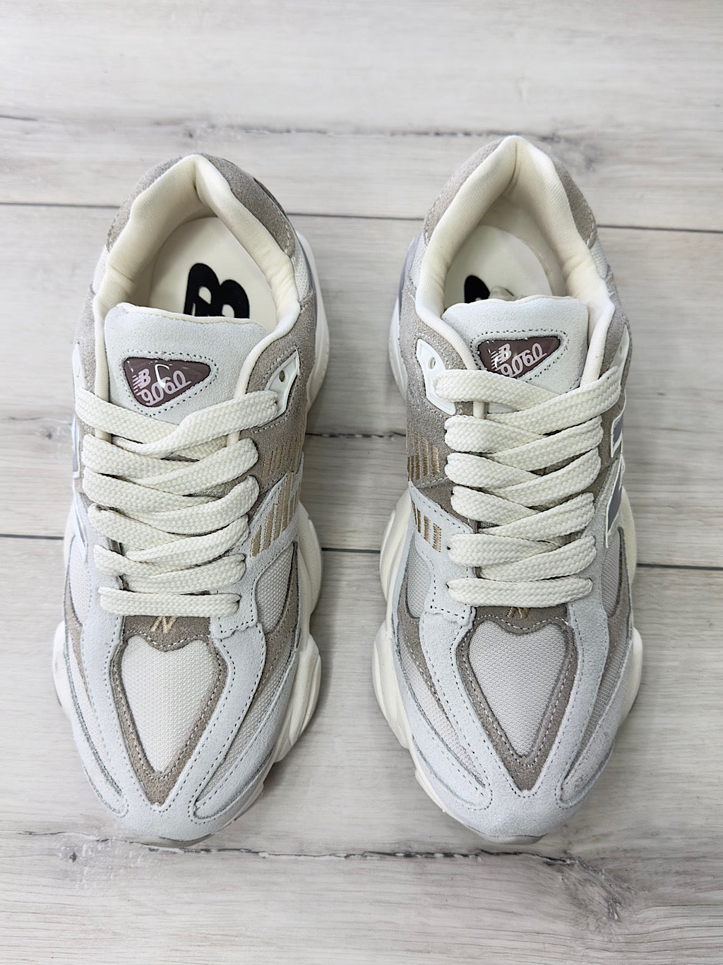 NB9060 Bege