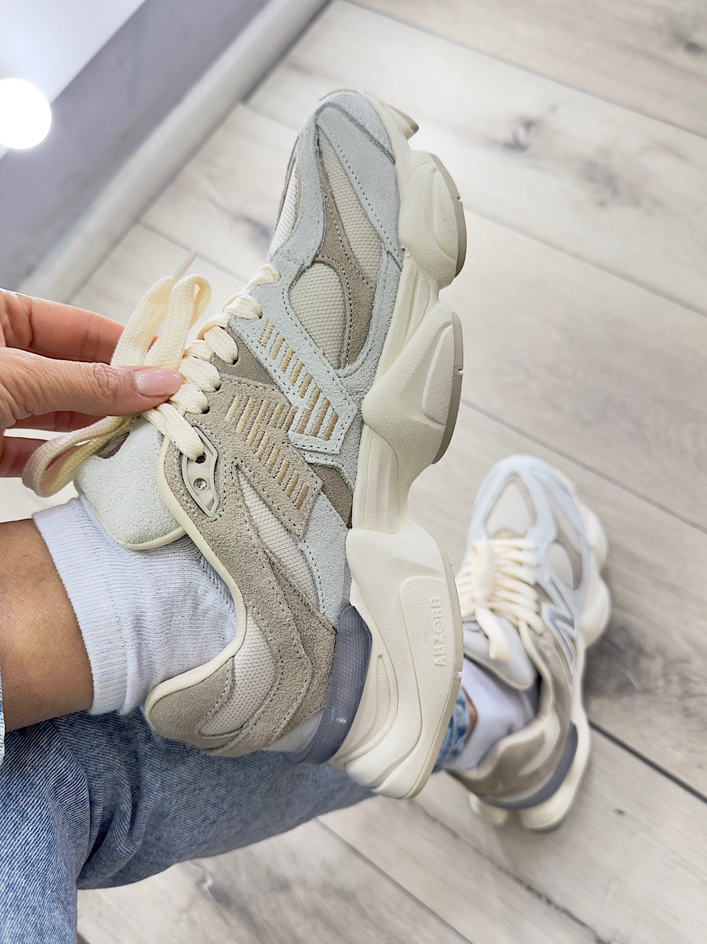 NB9060 Bege