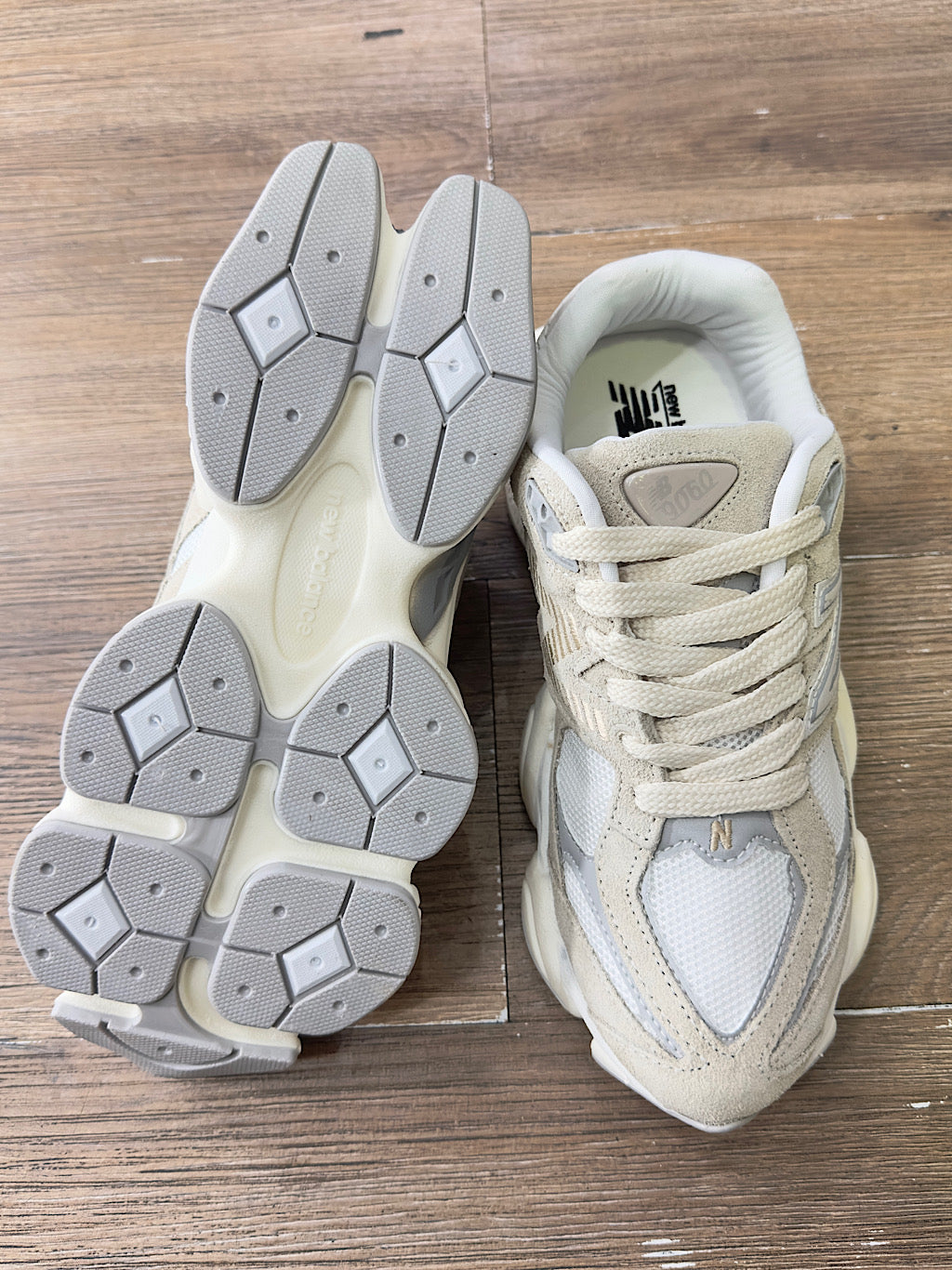 NB9060 Cinza/Nude