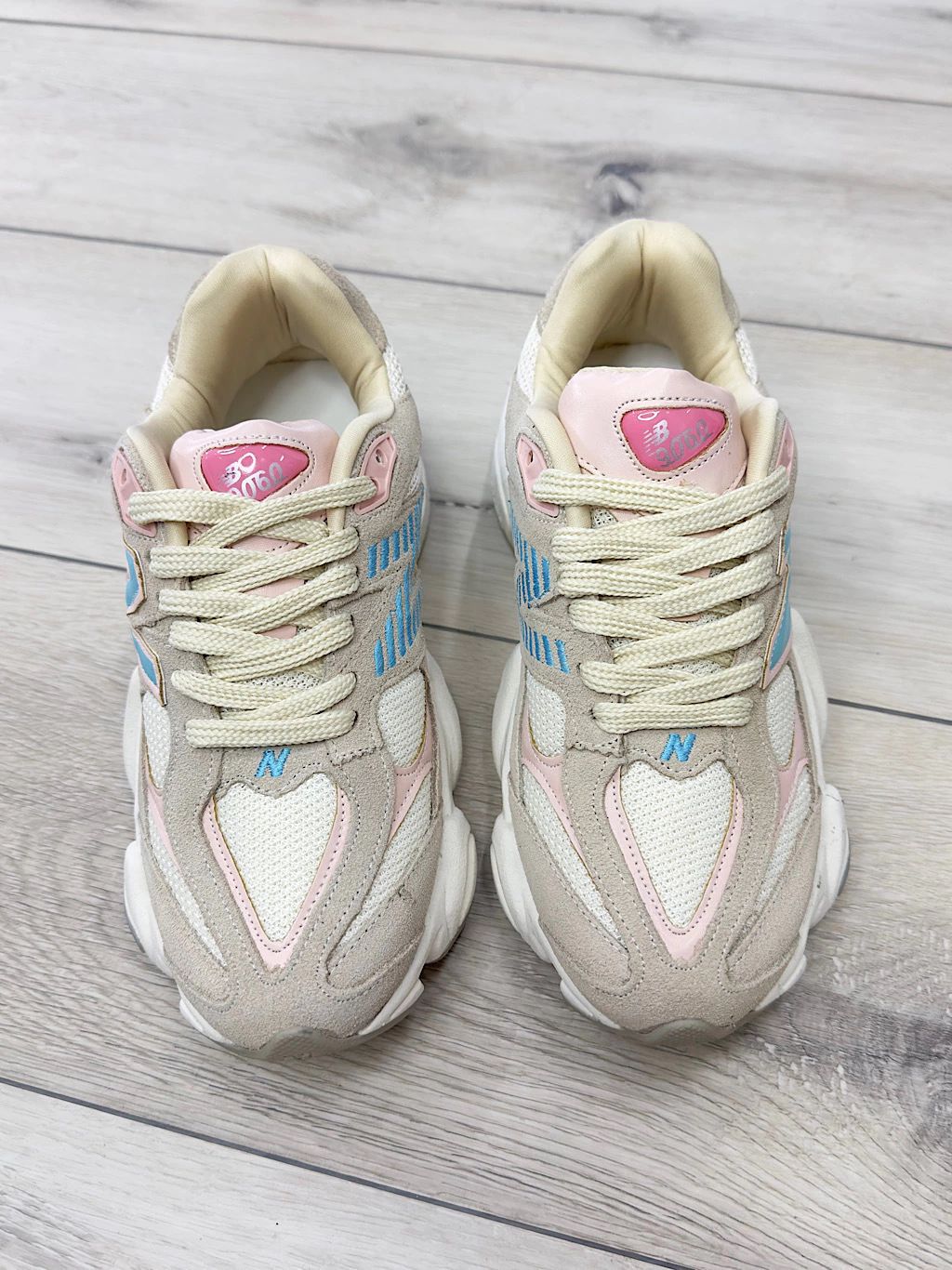 NB9060 Bege/Rosa