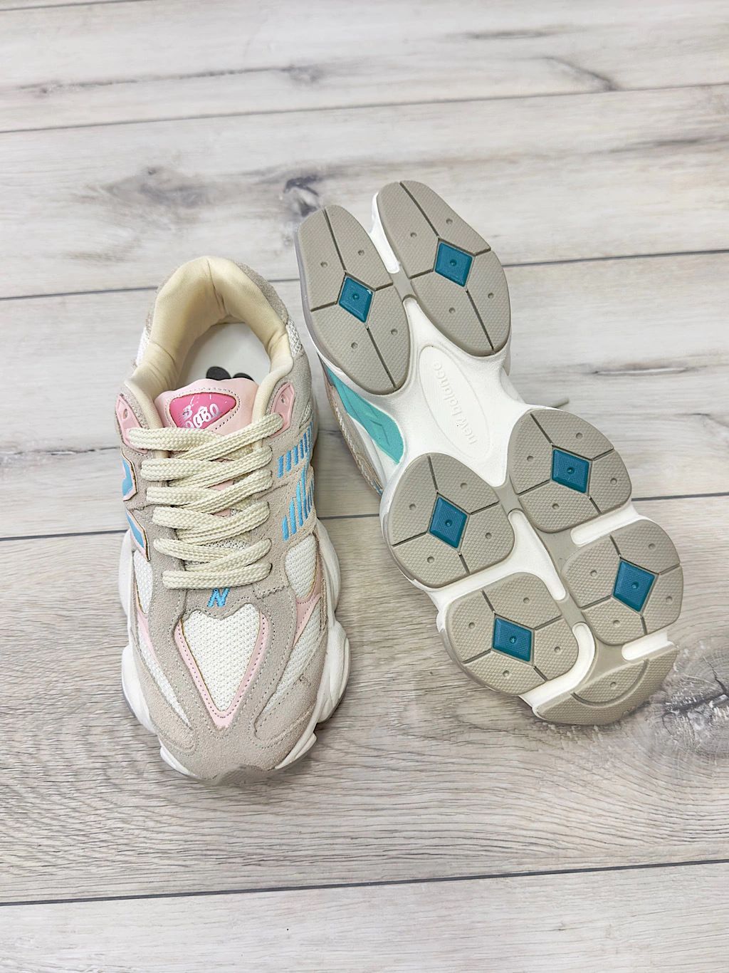 NB9060 Bege/Rosa