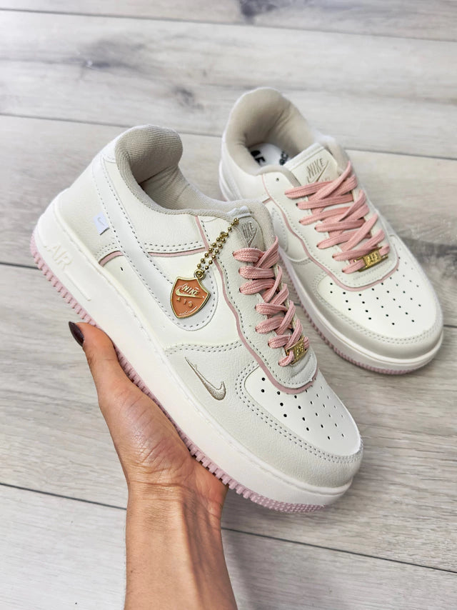 AF1 Star Rosa