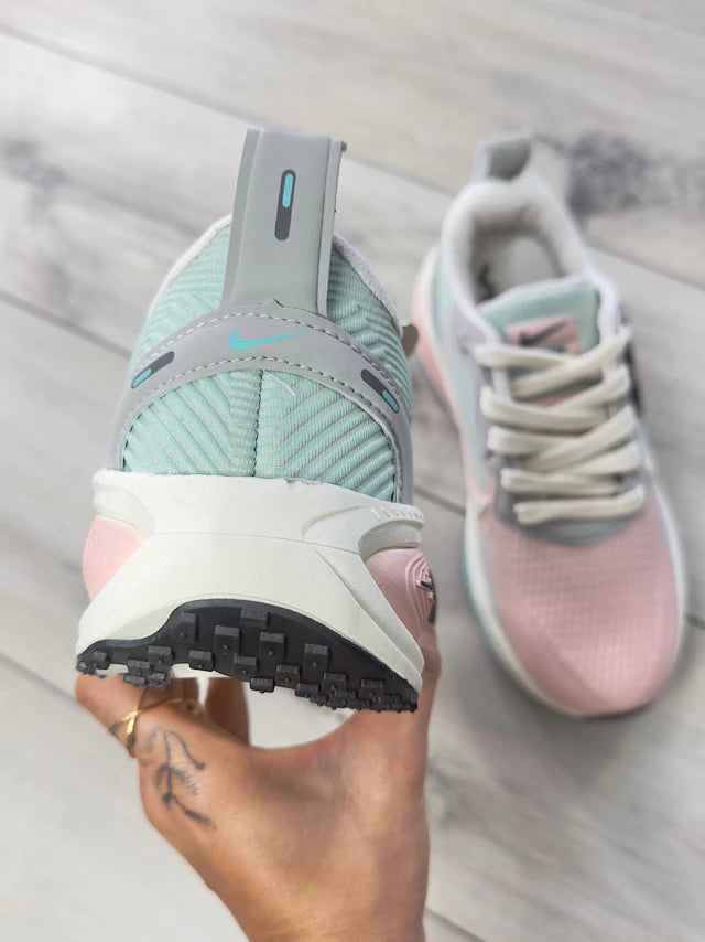 Zoom X Vomero Rosa/Azul