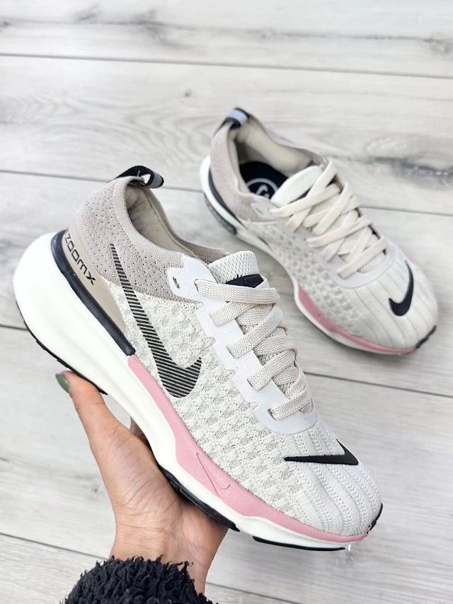 Zoom X FlyKnit Rose